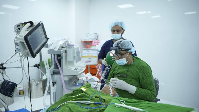 نفيذ المخيم الطبي الجراحي الثالث بمستشفى النوري